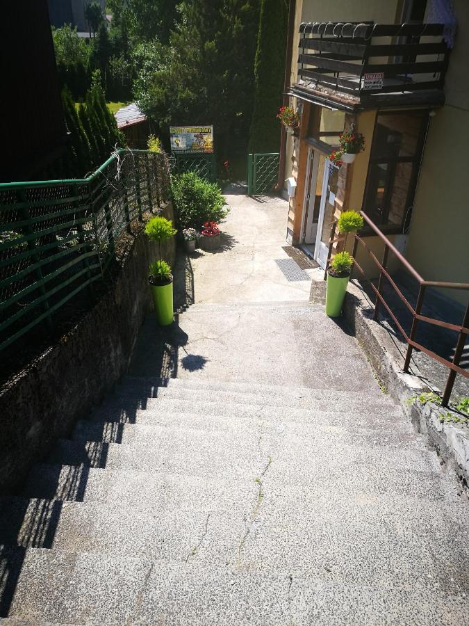 Milusia Hotel Muszyna Exterior foto